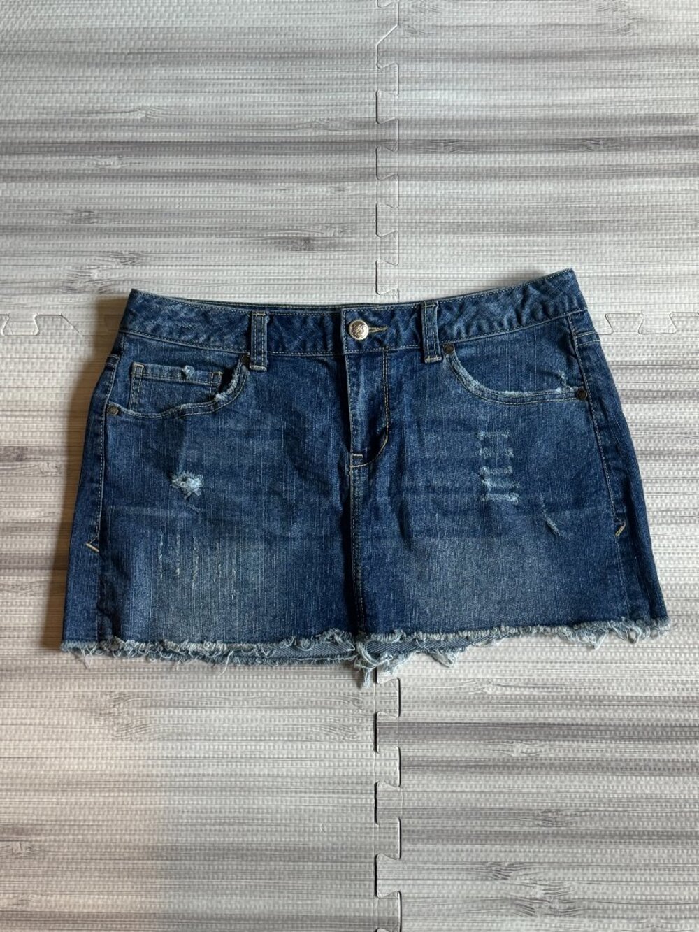 American Rag Cie Juniors Denim Jean Cut Off Mini Skirt
